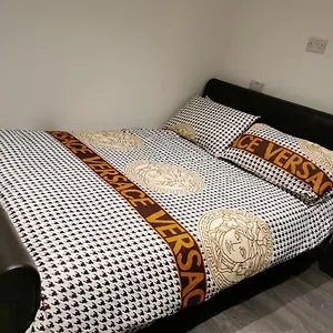  Apartment Studio Self Contained Double Bedroom